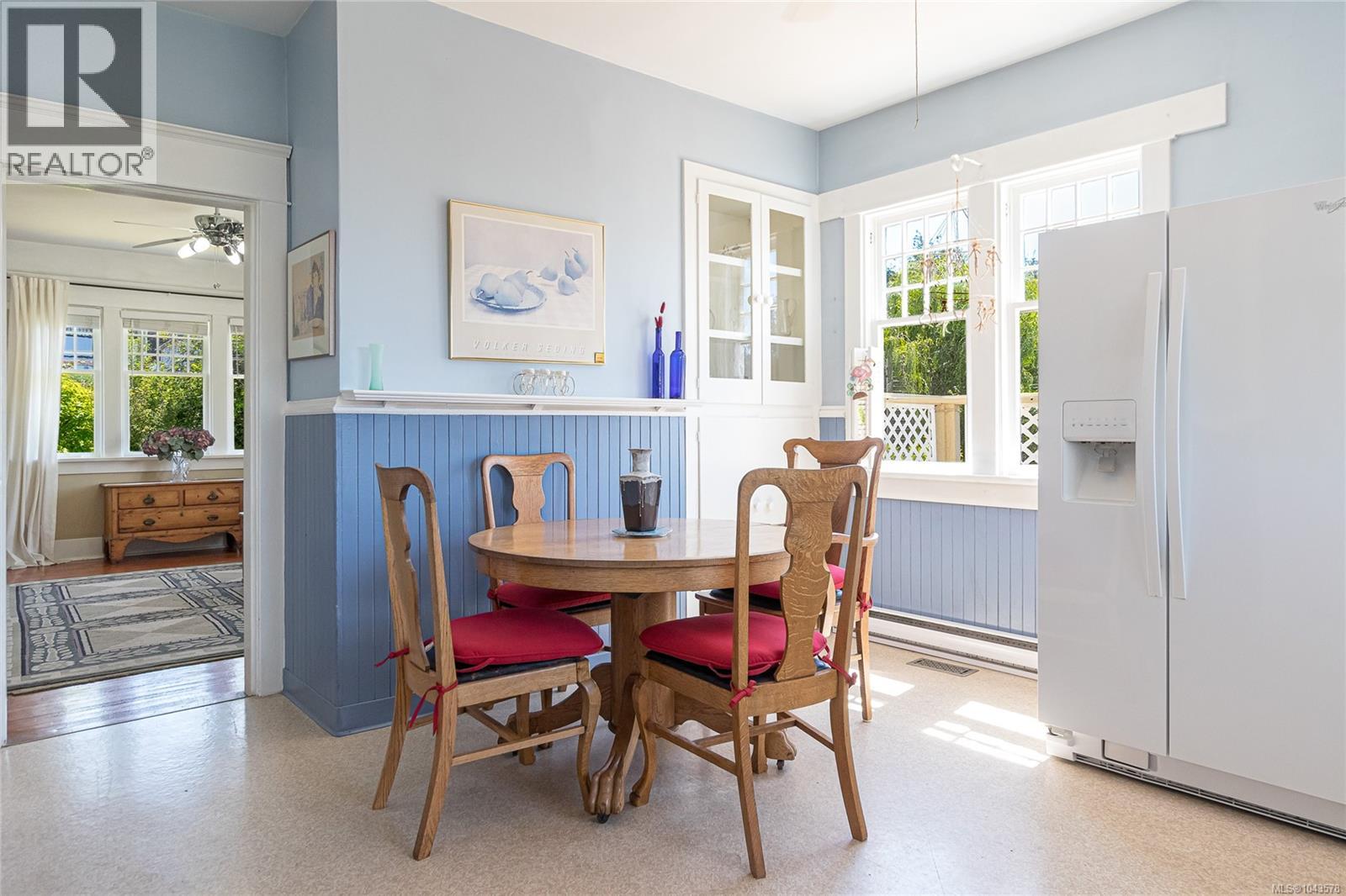 4014 Holland Ave, Saanich, British Columbia  V8Z 5K1 - Photo 13 - 1043578