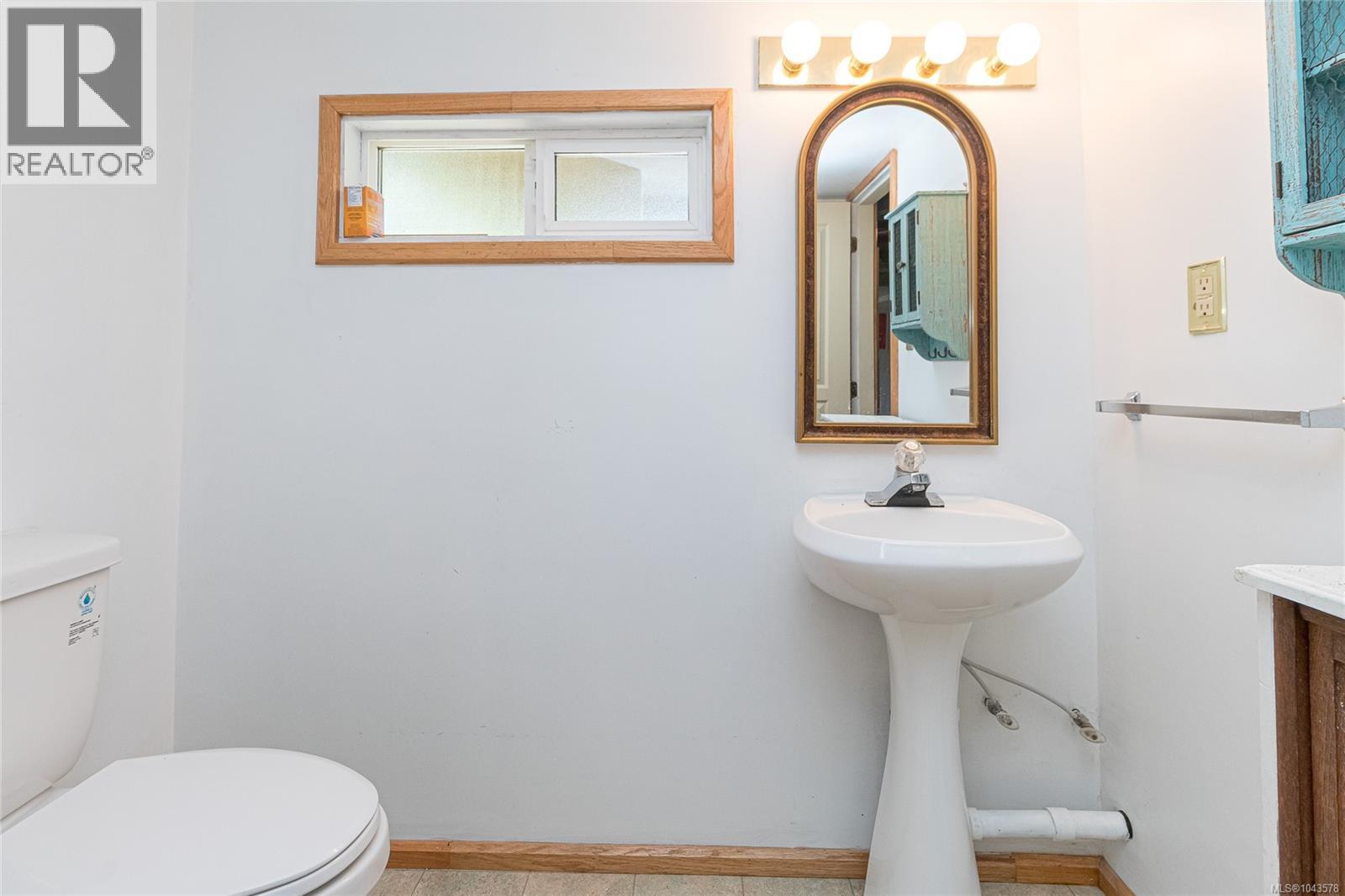 4014 Holland Ave, Saanich, British Columbia  V8Z 5K1 - Photo 38 - 1043578
