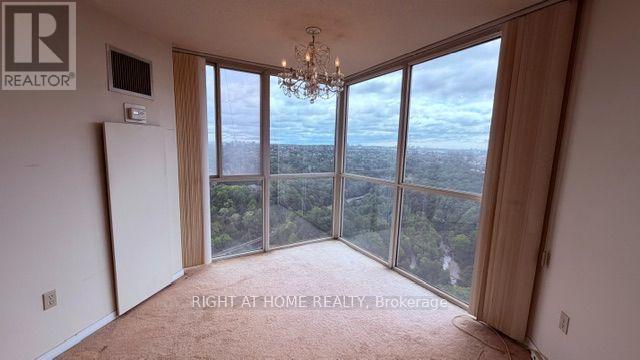 2310 - 5 Concorde Place, Toronto, Ontario  M3C 3M8 - Photo 9 - C13718422