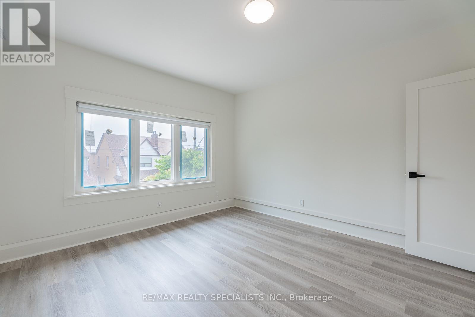 3 - 82 Marchmount Road, Toronto, Ontario  M6G 2B1 - Photo 13 - C13718432