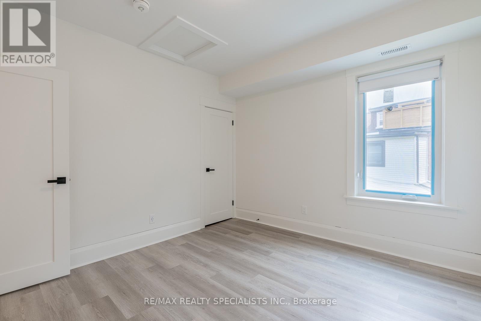 3 - 82 Marchmount Road, Toronto, Ontario  M6G 2B1 - Photo 15 - C13718432