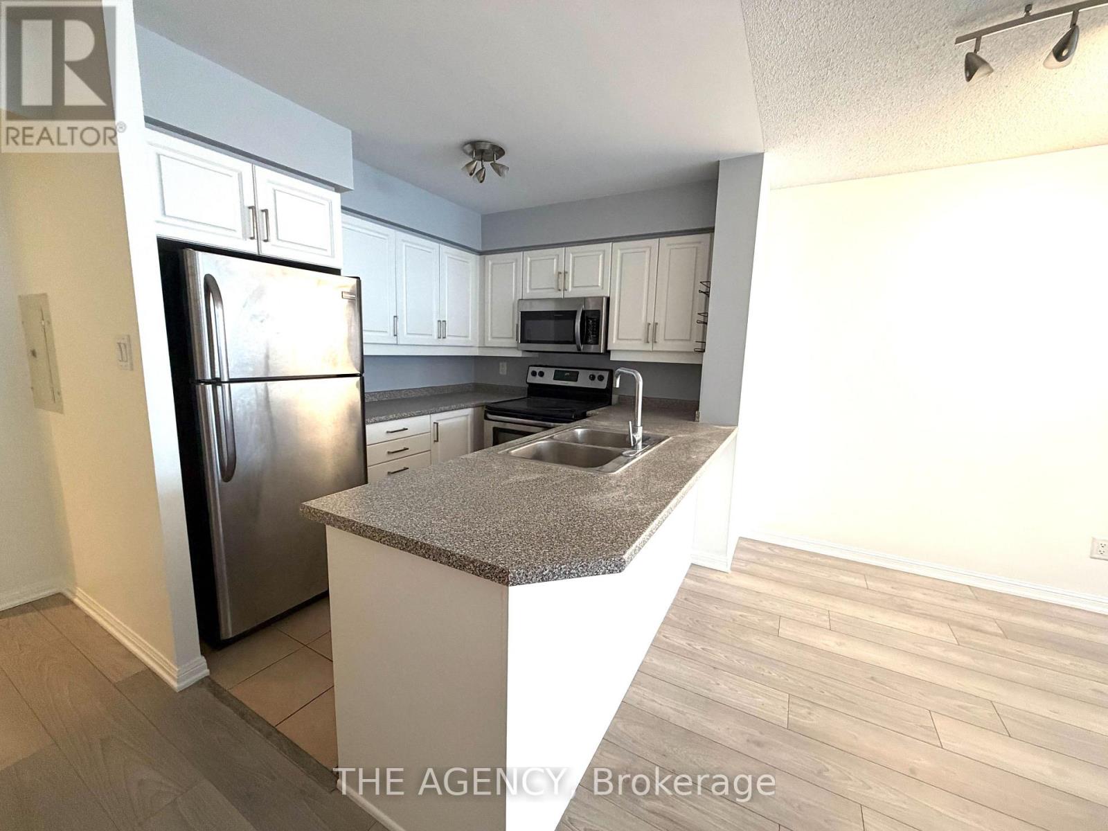 201 - 3130 Yonge Street, Toronto, Ontario  M4N 2K6 - Photo 7 - C13718438