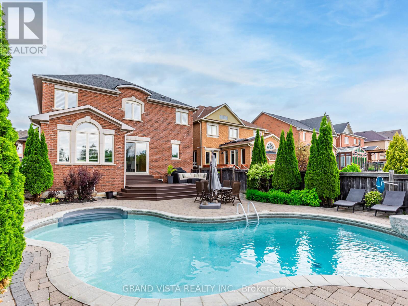 31 Routledge Drive, Richmond Hill, Ontario  L4E 0C4 - Photo 39 - N13532720
