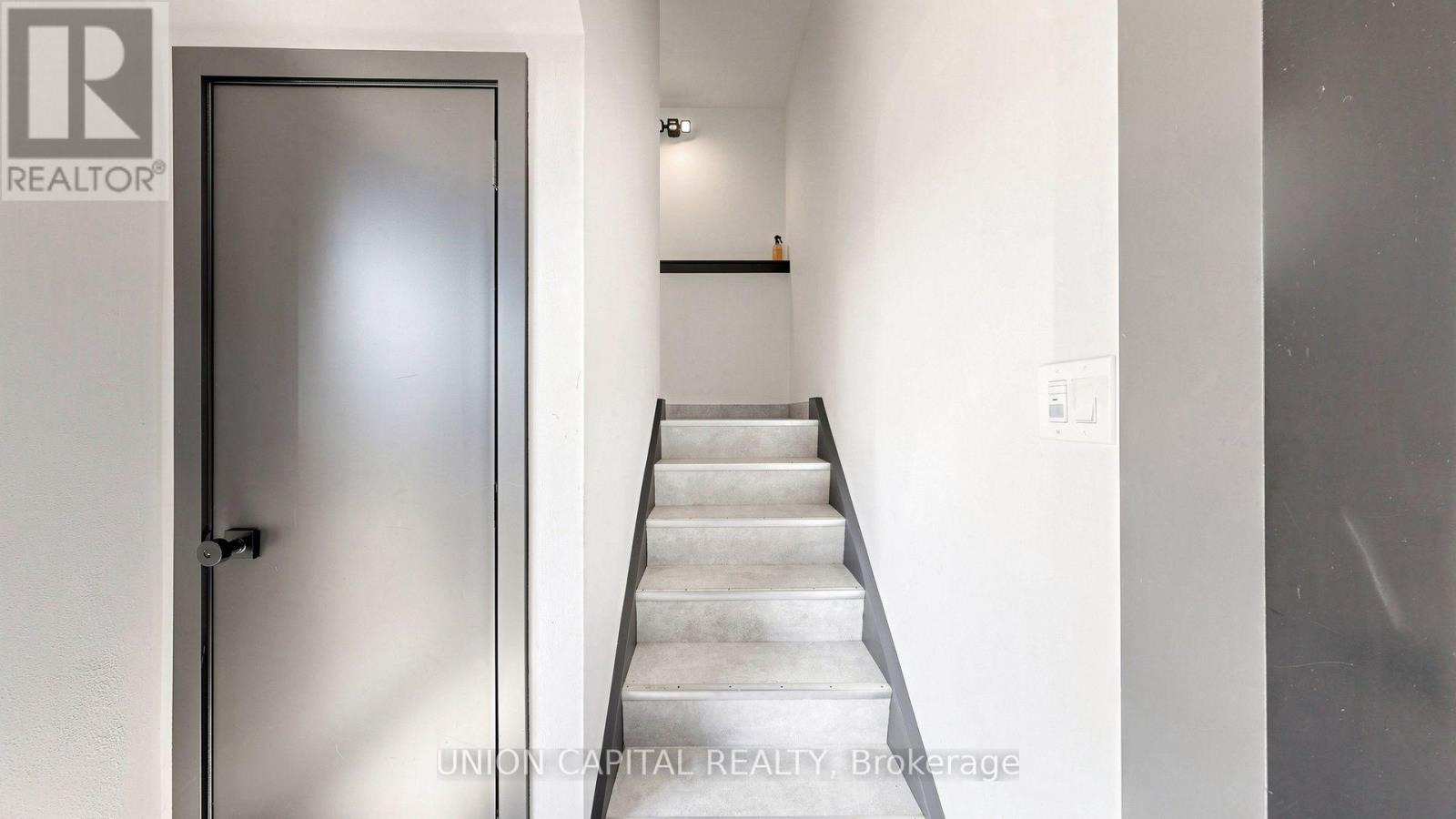 247 Prescott Avenue, Toronto, Ontario  M6N 3G9 - Photo 21 - W13715272