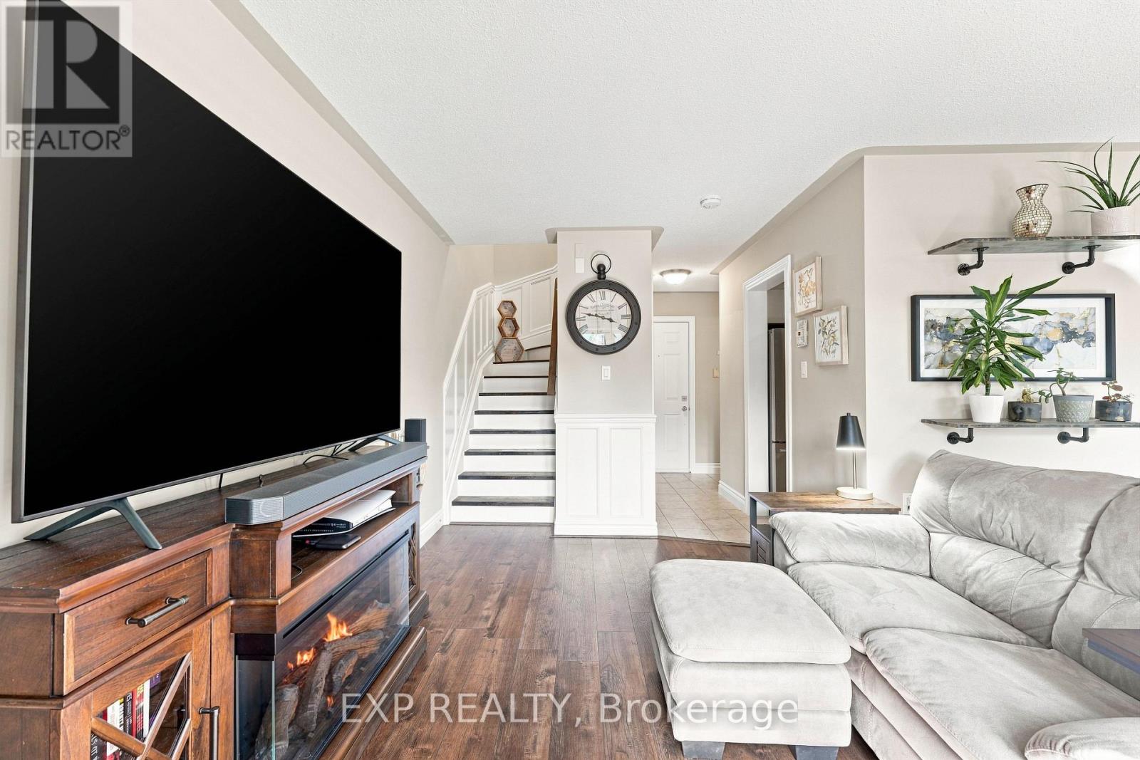 16 - 275 Old Homestead Road, Georgina, Ontario  L4P 4E9 - Photo 5 - N13718358