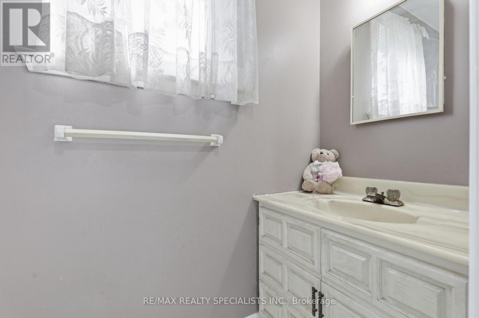7259 Sills Road, Mississauga, Ontario  L4T 2K2 - Photo 13 - W13718306