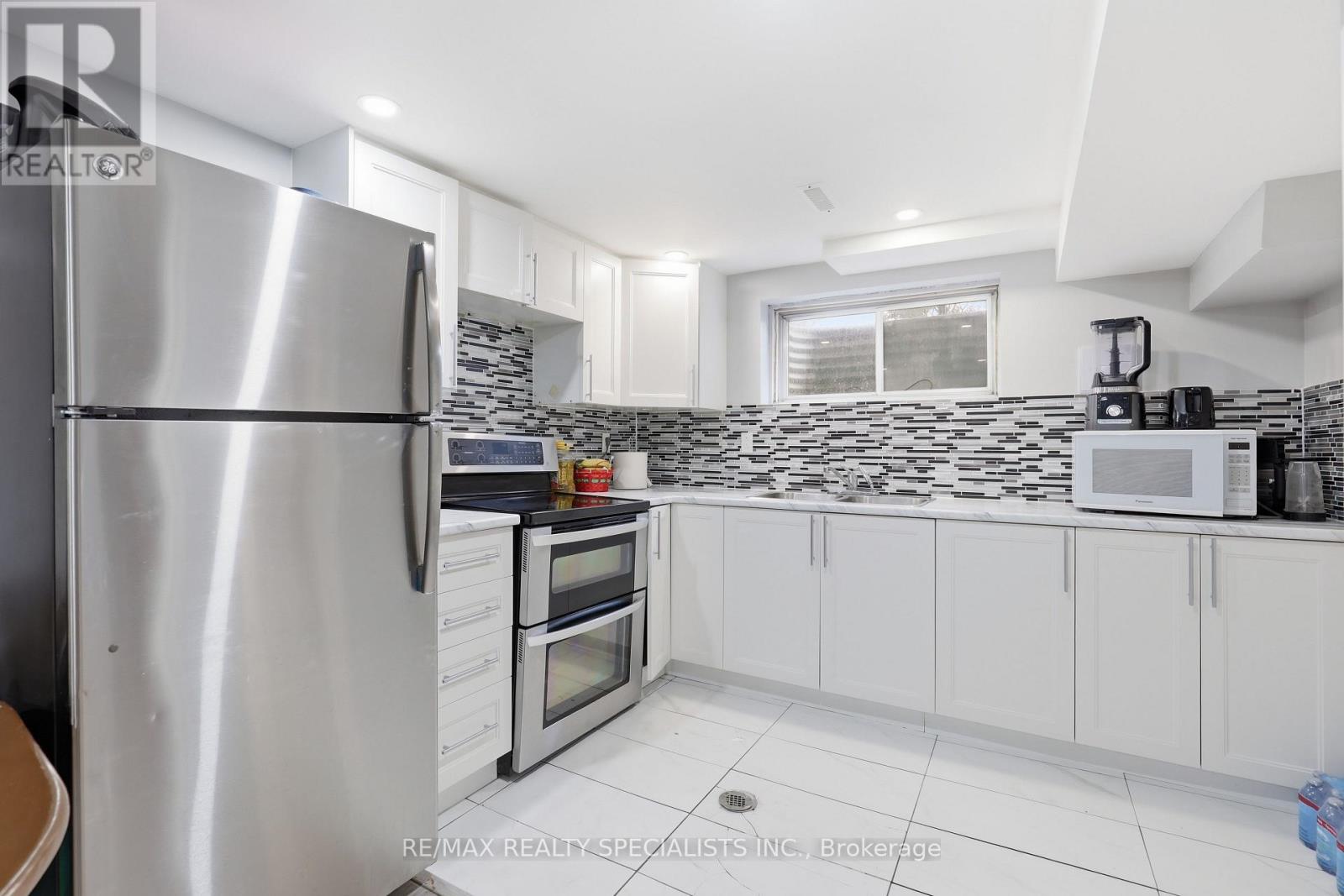 7259 Sills Road, Mississauga, Ontario  L4T 2K2 - Photo 27 - W13718306