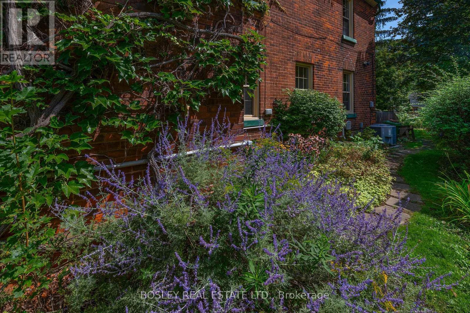 71 King Street, Toronto, Ontario  M9N 1L4 - Photo 25 - W13718324