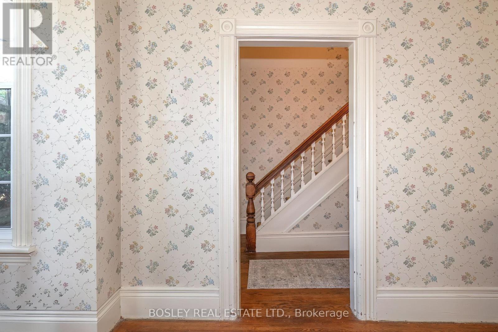 71 King Street, Toronto, Ontario  M9N 1L4 - Photo 7 - W13718324