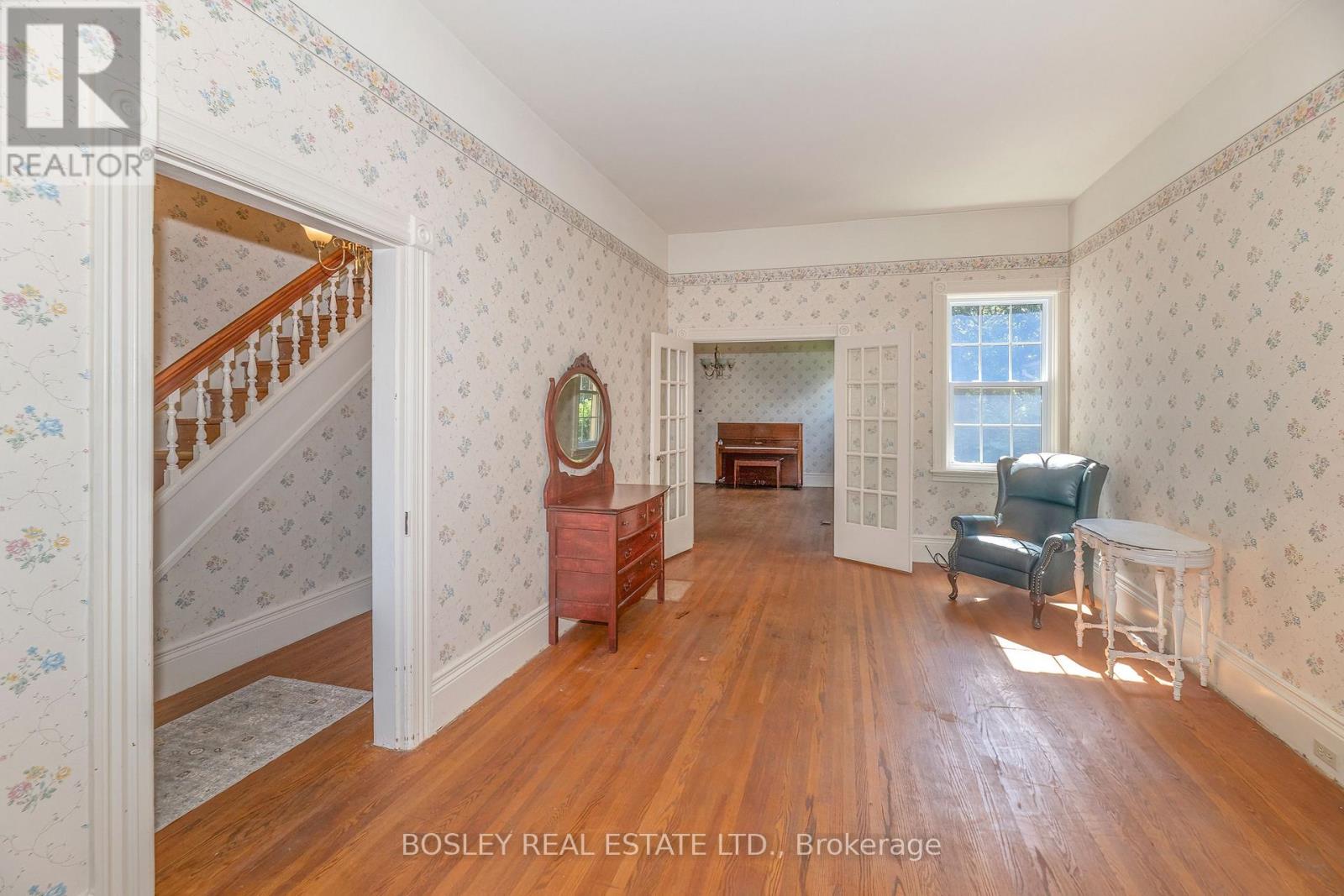 71 King Street, Toronto, Ontario  M9N 1L4 - Photo 8 - W13718324