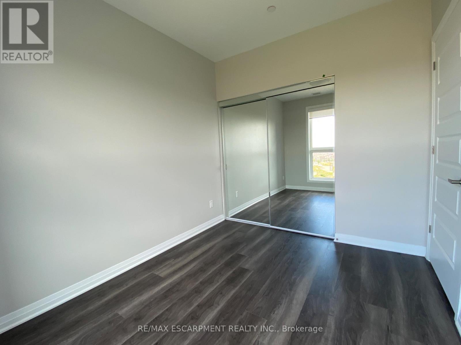 507 - 95 Dundas Street W, Oakville, Ontario  L6M 5N4 - Photo 14 - W13718326