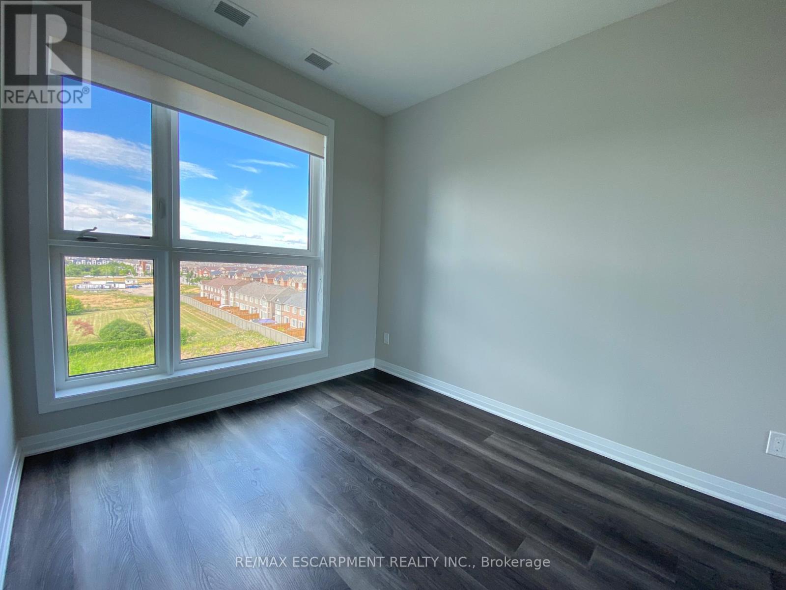 507 - 95 Dundas Street W, Oakville, Ontario  L6M 5N4 - Photo 15 - W13718326