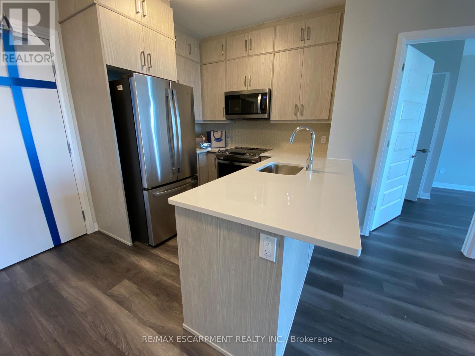 507 - 95 Dundas Street W, Oakville, Ontario  L6M 5N4 - Photo 7 - W13718326