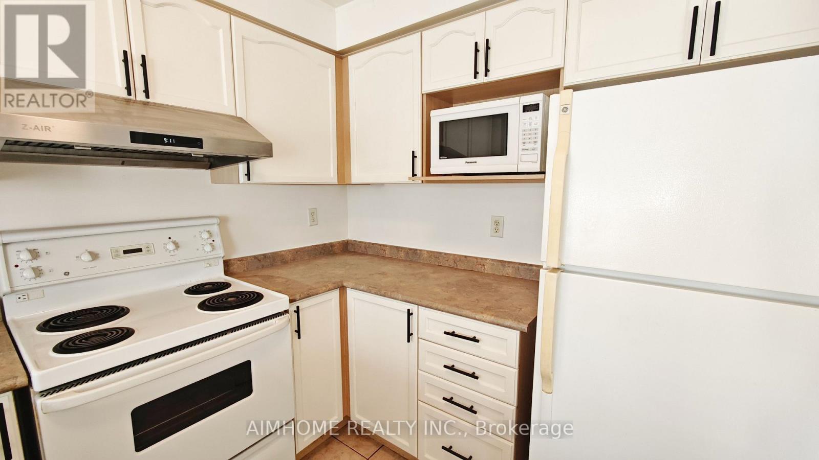 340 Kittridge Road, Oakville, Ontario  L6H 7K6 - Photo 11 - W13718328