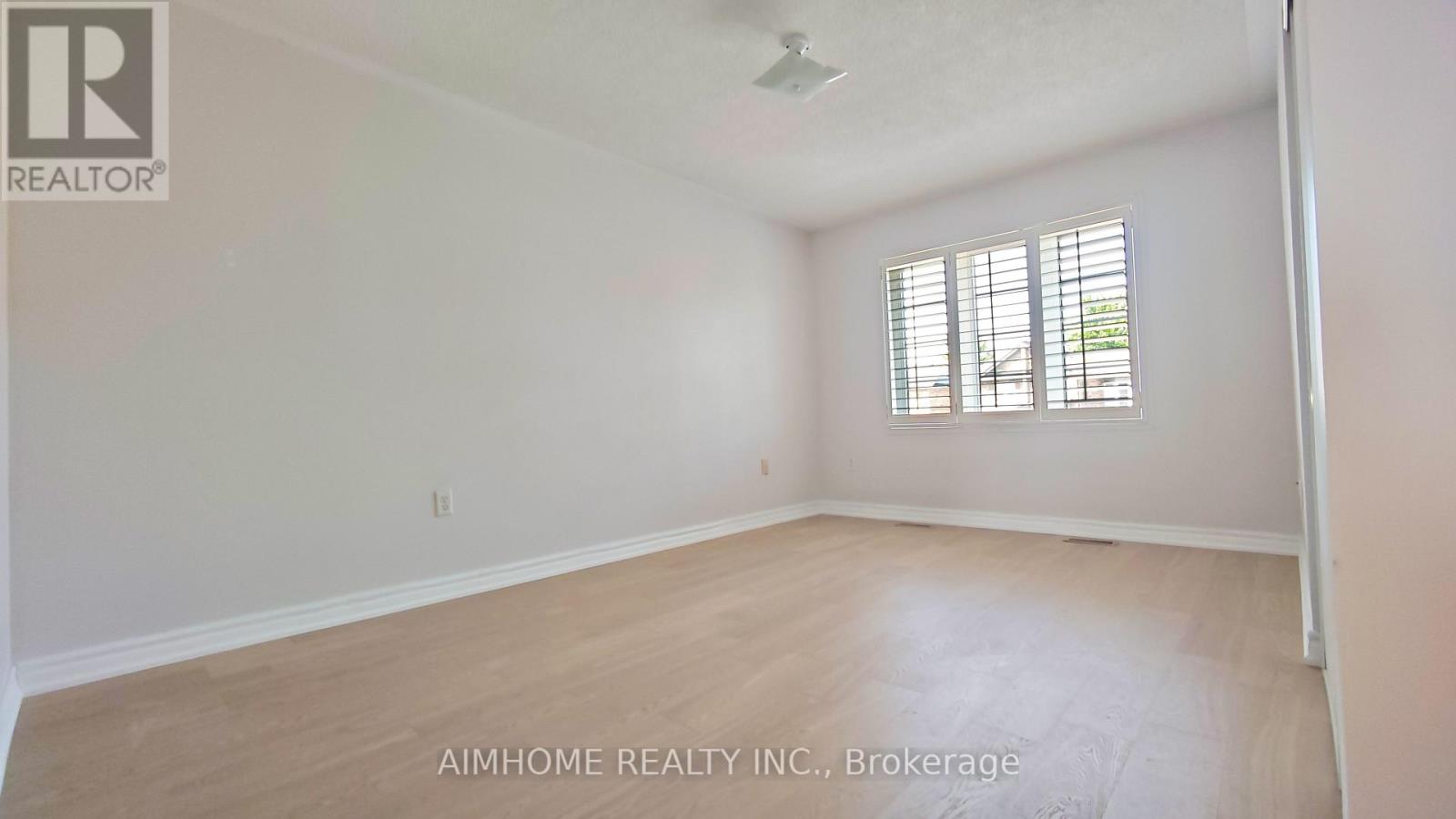 340 Kittridge Road, Oakville, Ontario  L6H 7K6 - Photo 18 - W13718328