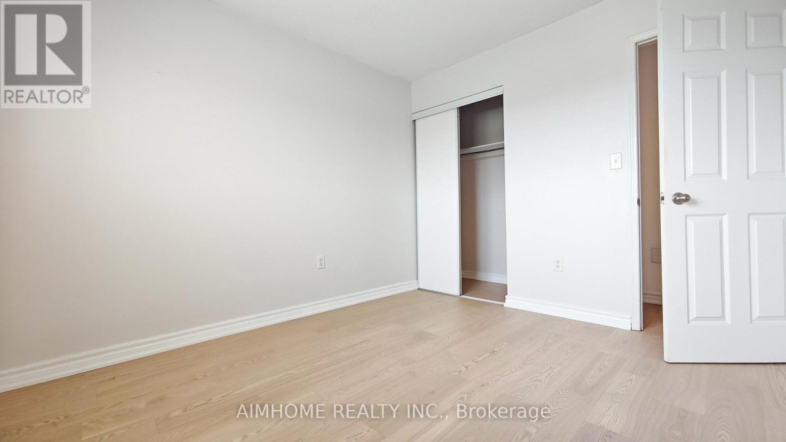 340 Kittridge Road, Oakville, Ontario  L6H 7K6 - Photo 23 - W13718328