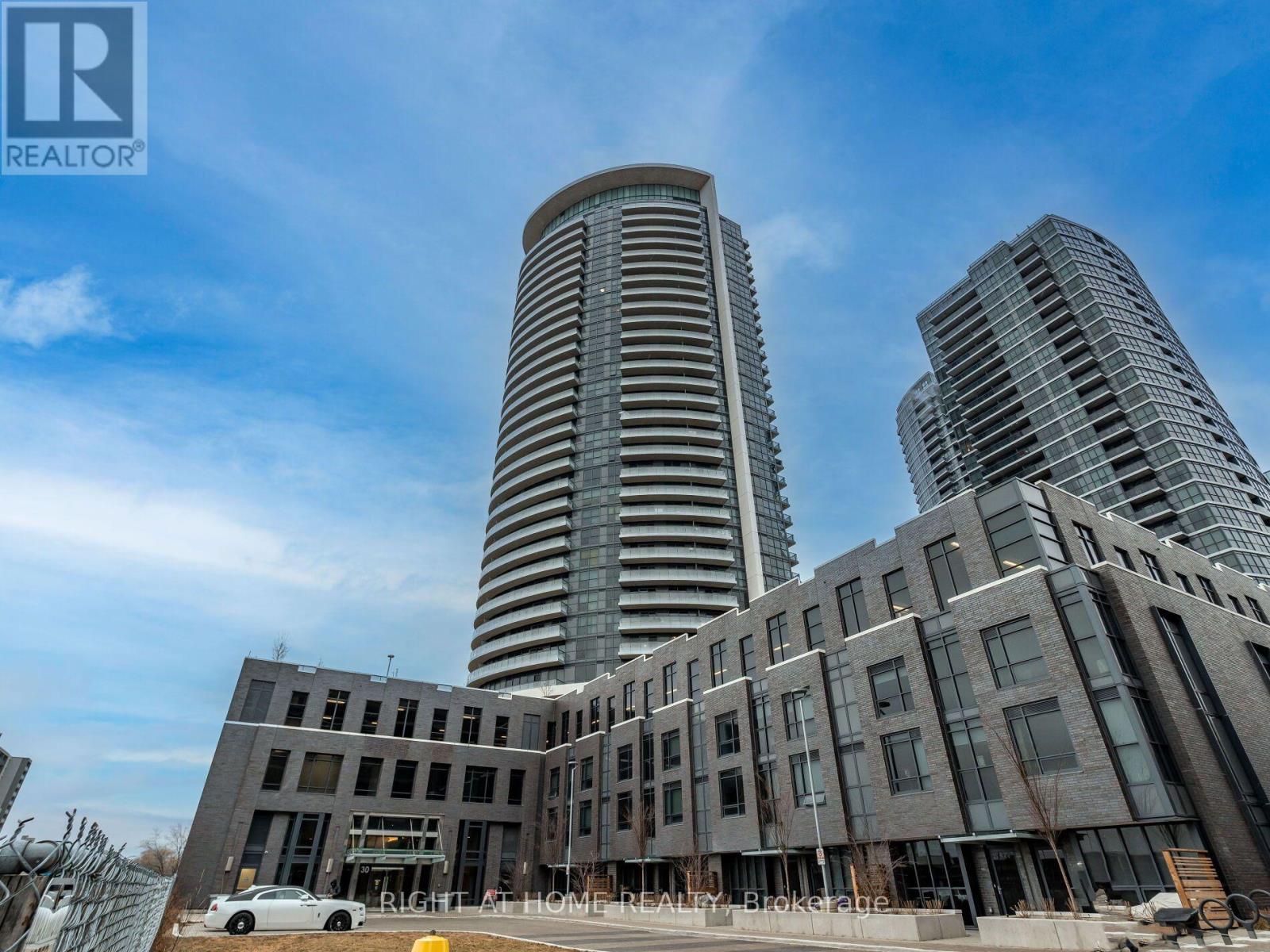 3003 - 30 Gibbs Road, Toronto, Ontario  M9B 6L6 - Photo 2 - W13718330