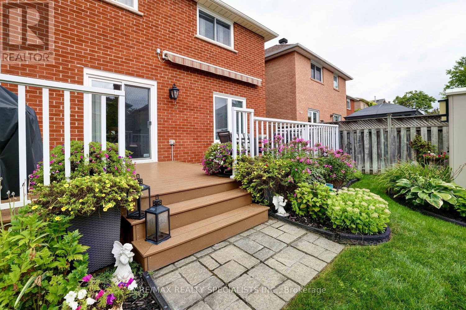 4464 Weeping Willow Drive, Mississauga, Ontario  L5V 1K3 - Photo 28 - W13718338