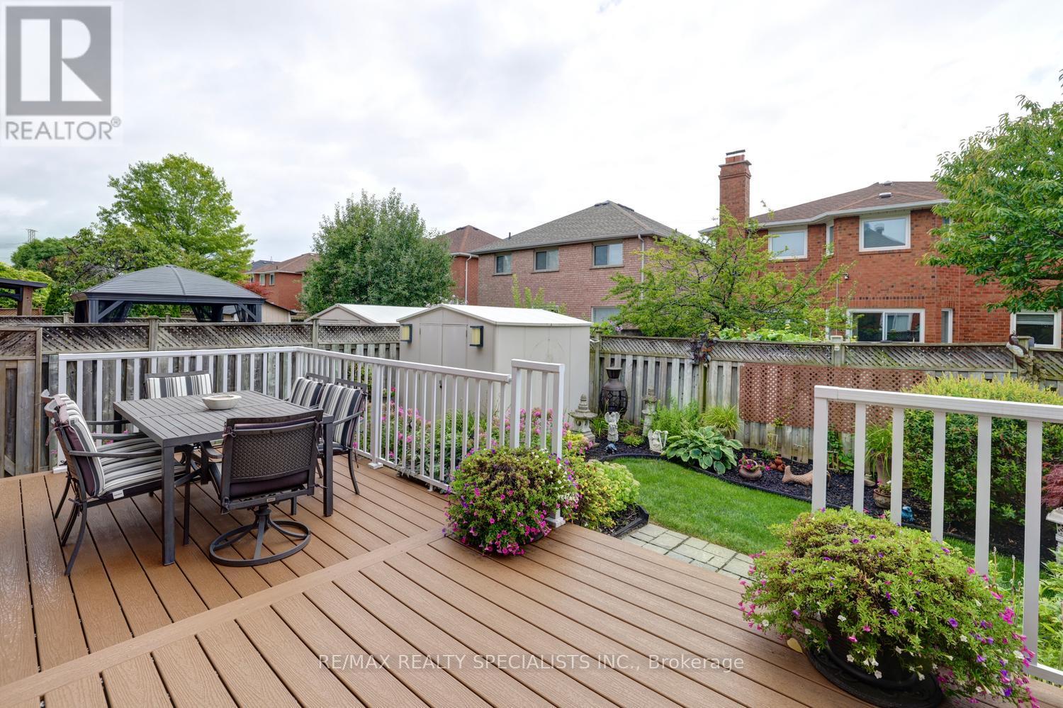 4464 Weeping Willow Drive, Mississauga, Ontario  L5V 1K3 - Photo 30 - W13718338