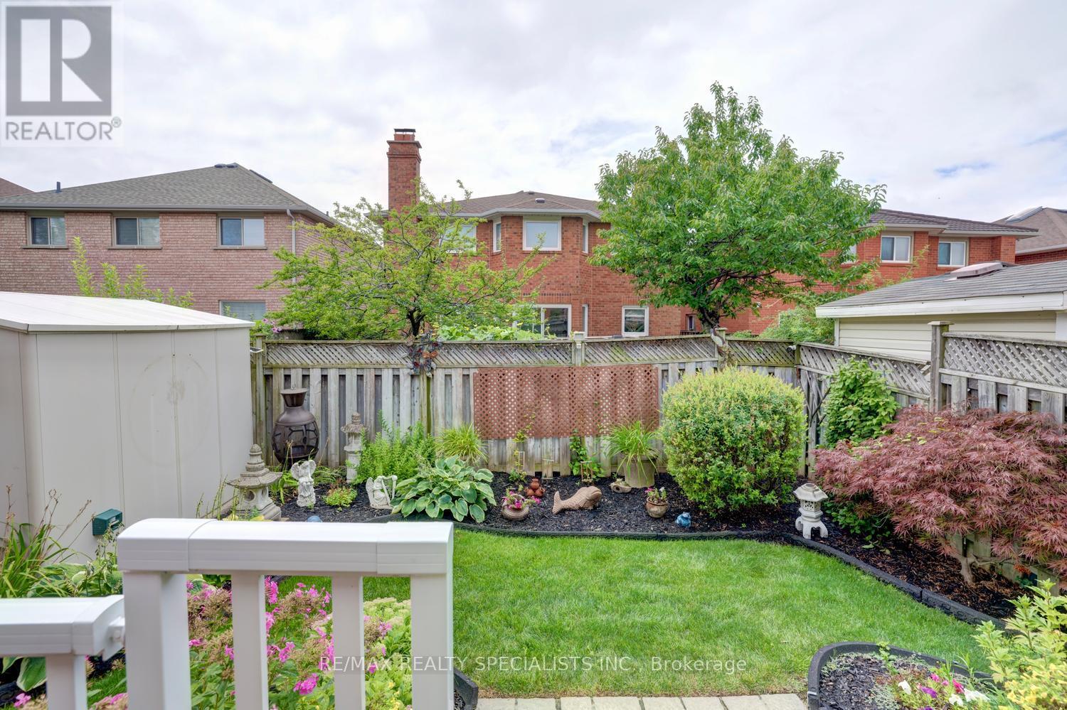 4464 Weeping Willow Drive, Mississauga, Ontario  L5V 1K3 - Photo 33 - W13718338