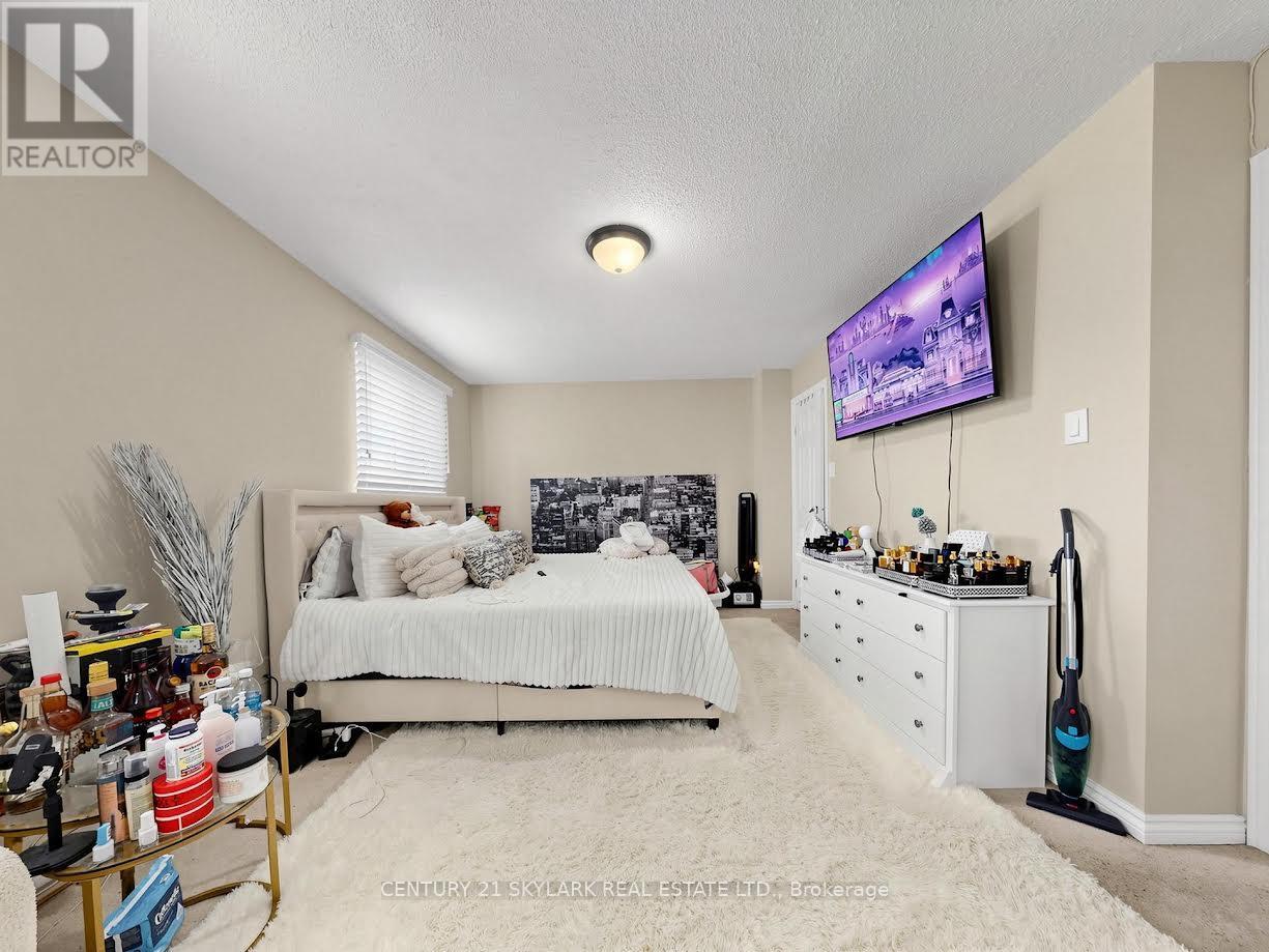 164 Moregate Crescent N, Brampton, Ontario  L6S 3K9 - Photo 10 - W13718356