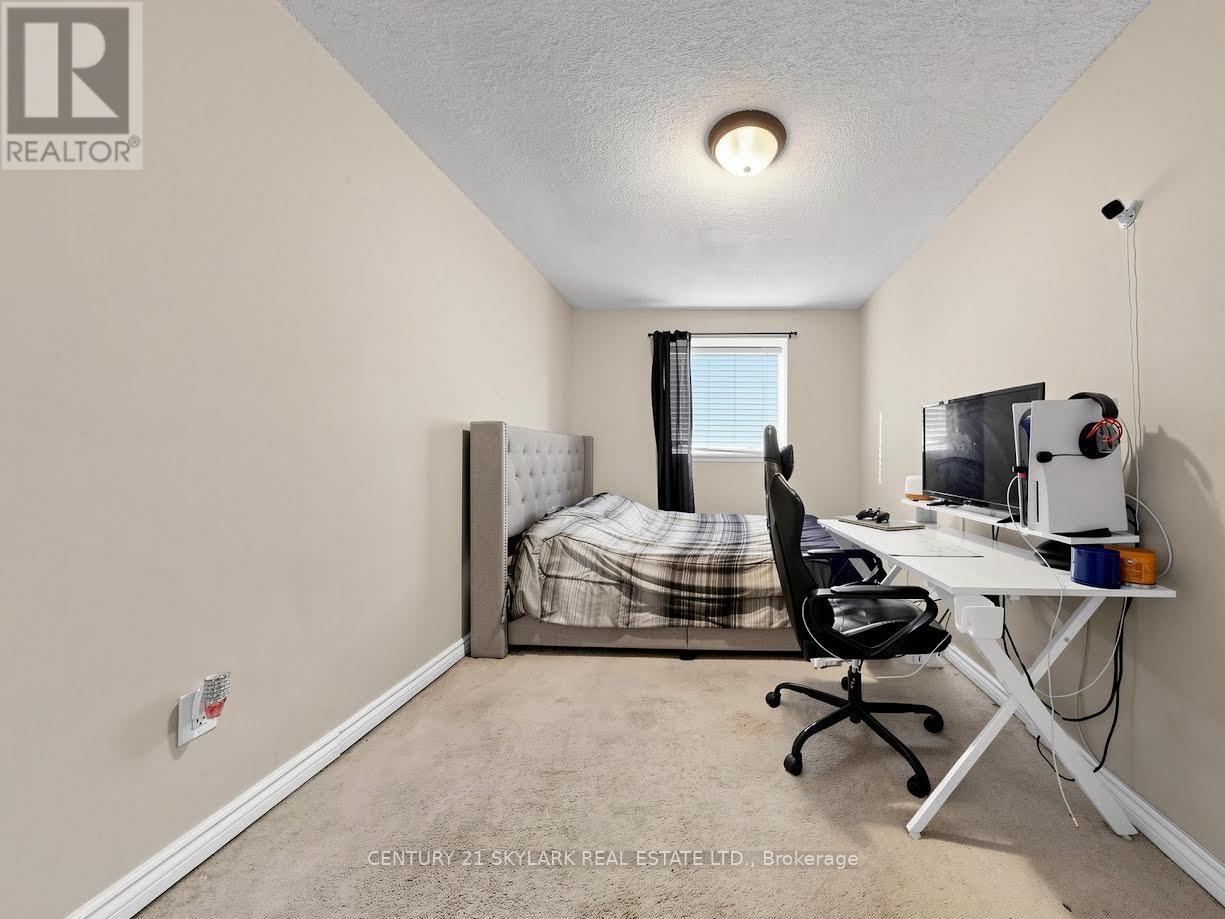 164 Moregate Crescent N, Brampton, Ontario  L6S 3K9 - Photo 12 - W13718356