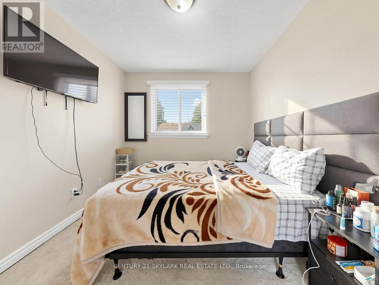 164 Moregate Crescent N, Brampton, Ontario  L6S 3K9 - Photo 14 - W13718356