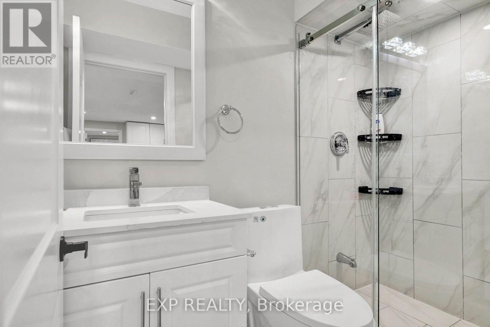 Unit B - 448 Dougall Avenue, Caledon, Ontario  L7C 4A6 - Photo 15 - W13718412