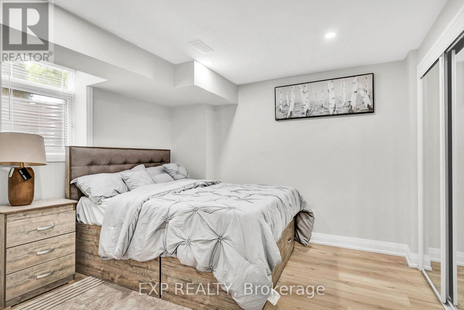 Unit B - 448 Dougall Avenue, Caledon, Ontario  L7C 4A6 - Photo 9 - W13718412