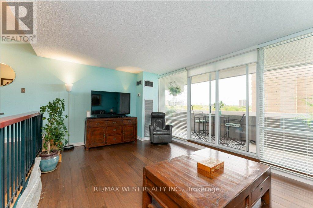 807 - 240 Scarlett Road, Toronto, Ontario  M6N 4X4 - Photo 20 - W13718434