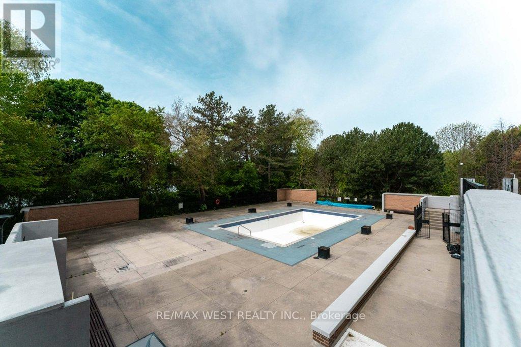 807 - 240 Scarlett Road, Toronto, Ontario  M6N 4X4 - Photo 38 - W13718434
