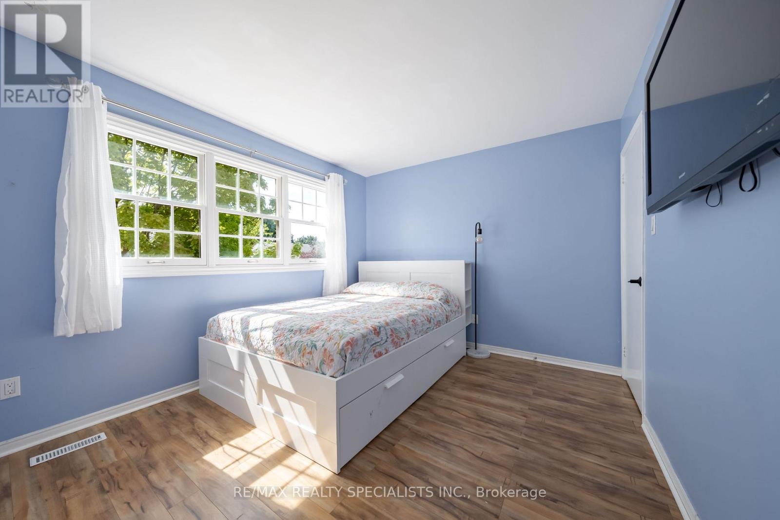 2431 Basswood Crescent, Mississauga, Ontario  L5L 1Y2 - Photo 17 - W13718436
