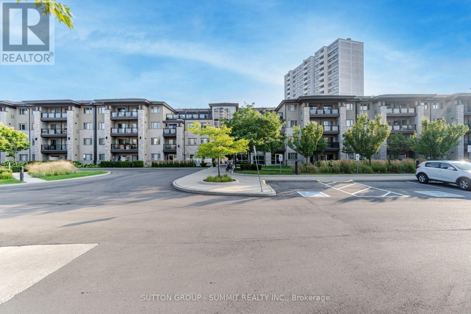 418 - 570 LOLITA GARDENS, Mississauga, Ontario