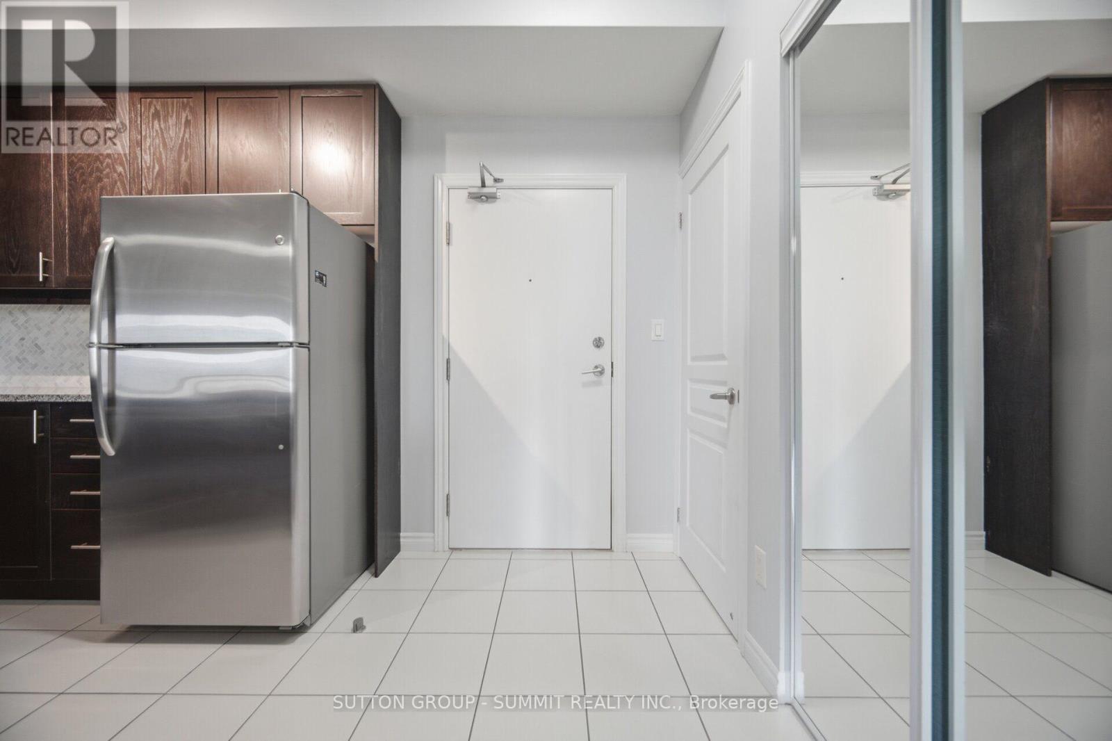 418 - 570 Lolita Gardens, Mississauga, Ontario  L5A 0A1 - Photo 6 - W13718444