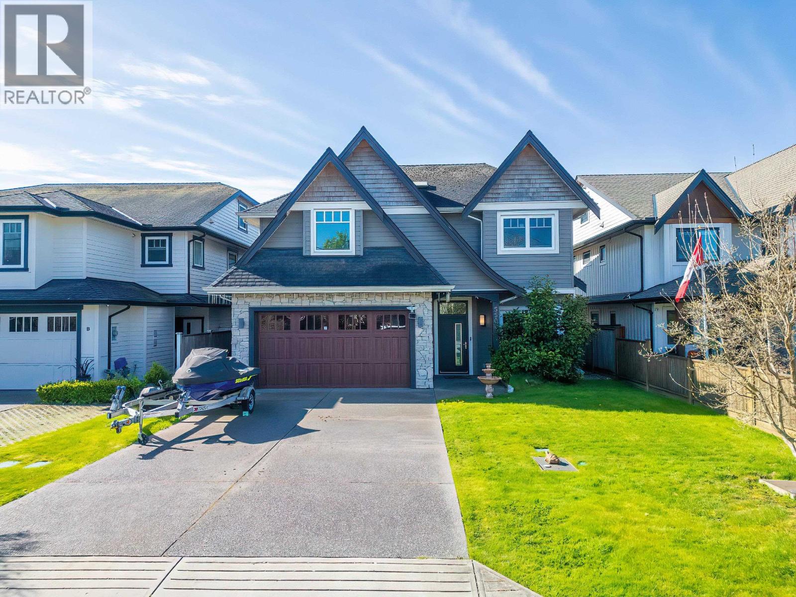 5500 52 Avenue, Ladner, British Columbia  V4K 2C5 - Photo 2 - R3113737
