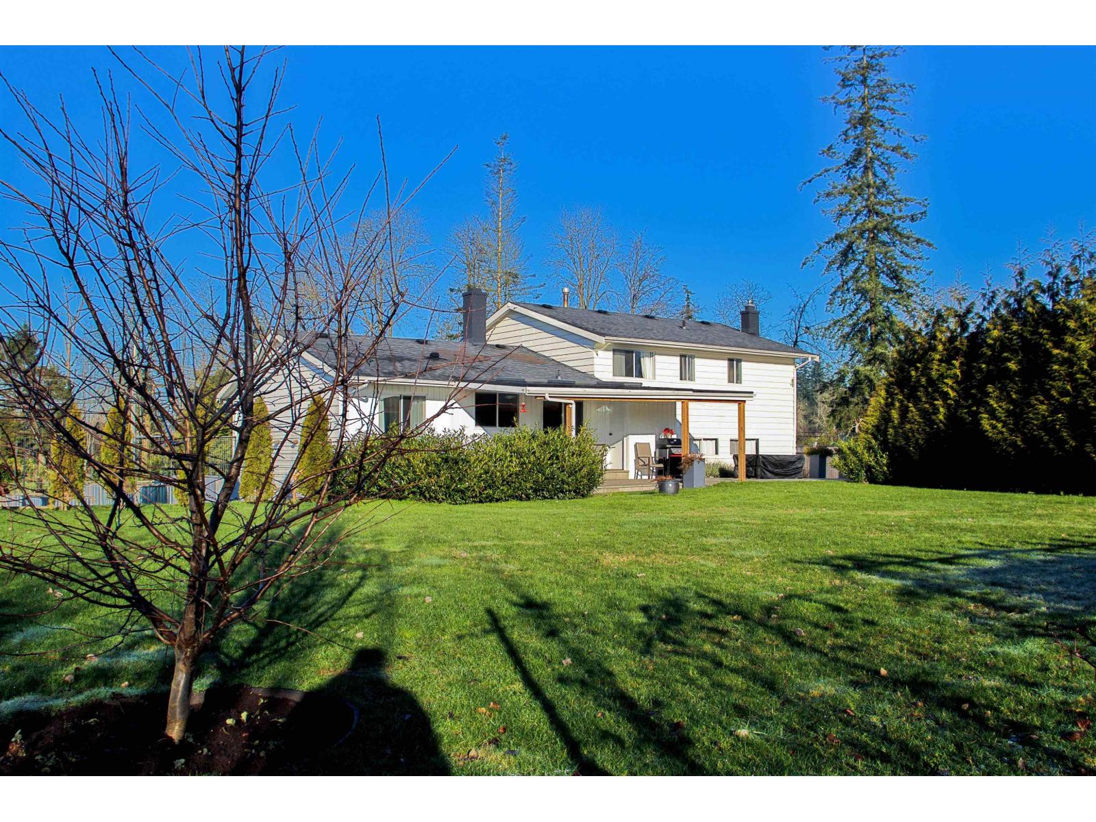22444 72 Avenue, Langley, British Columbia  V2Y 2K4 - Photo 2 - R3158689
