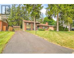 10 BRIER CRESCENT, Brantford, Ontario