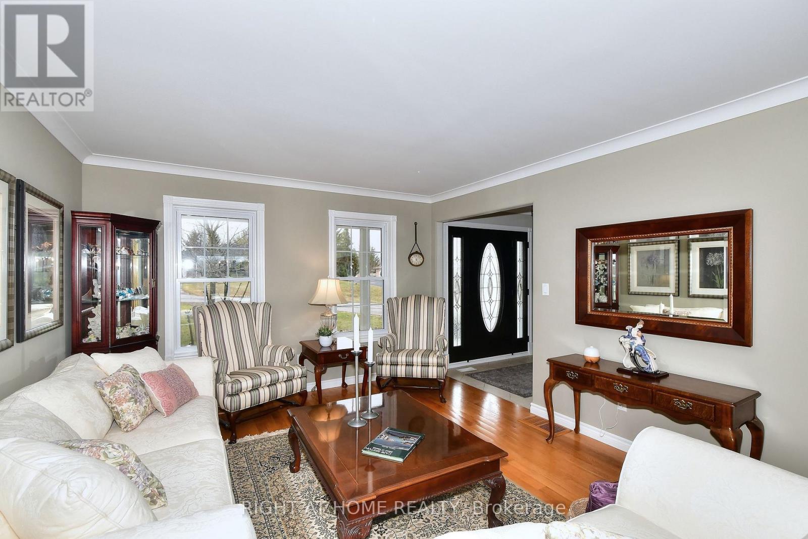 599 Maniece Avenue, Peterborough, Ontario  K9L 0C1 - Photo 8 - X13718342