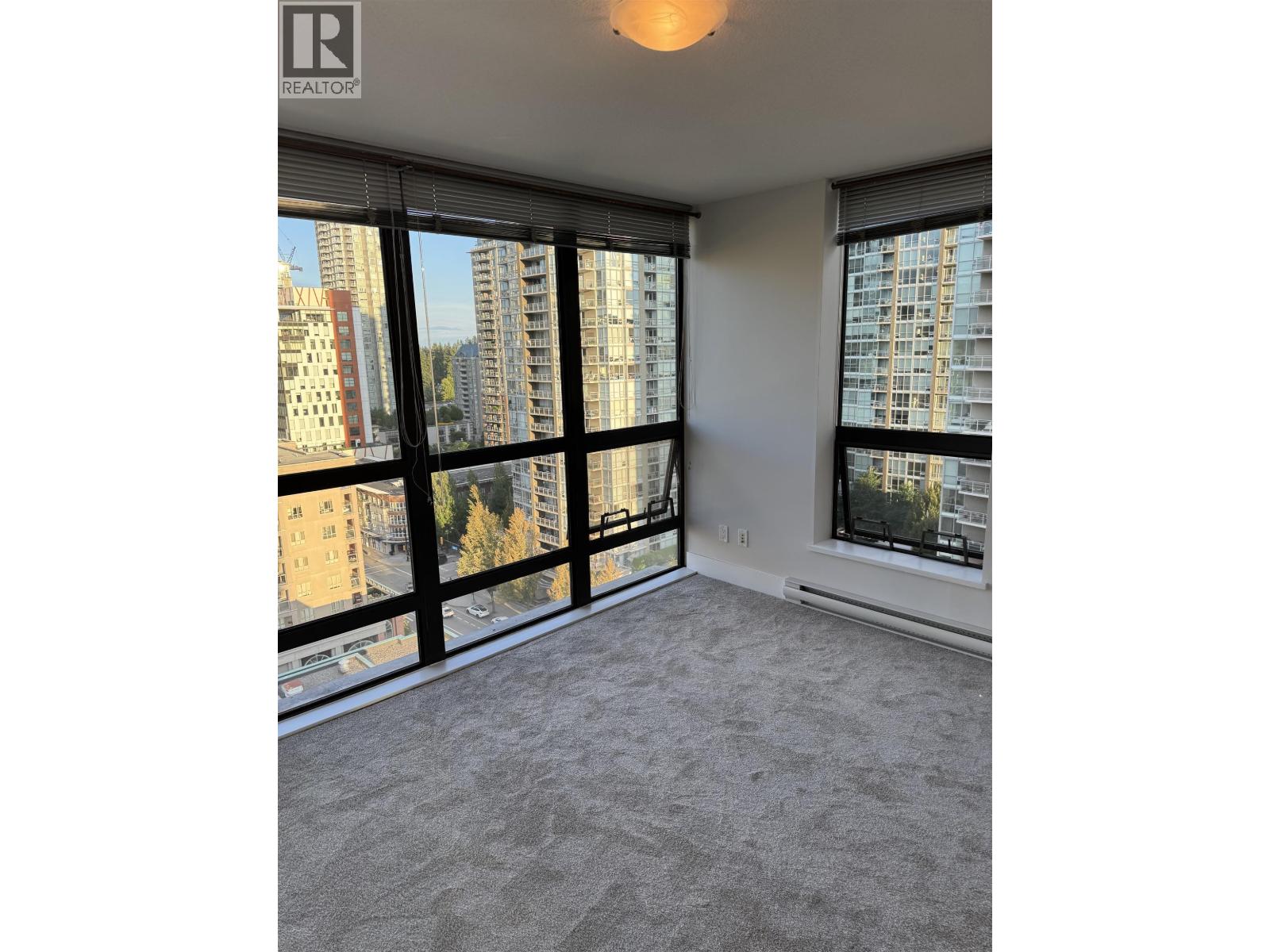 1804 2959 Glen Drive, Coquitlam, British Columbia  V3B 0B8 - Photo 9 - R3158877
