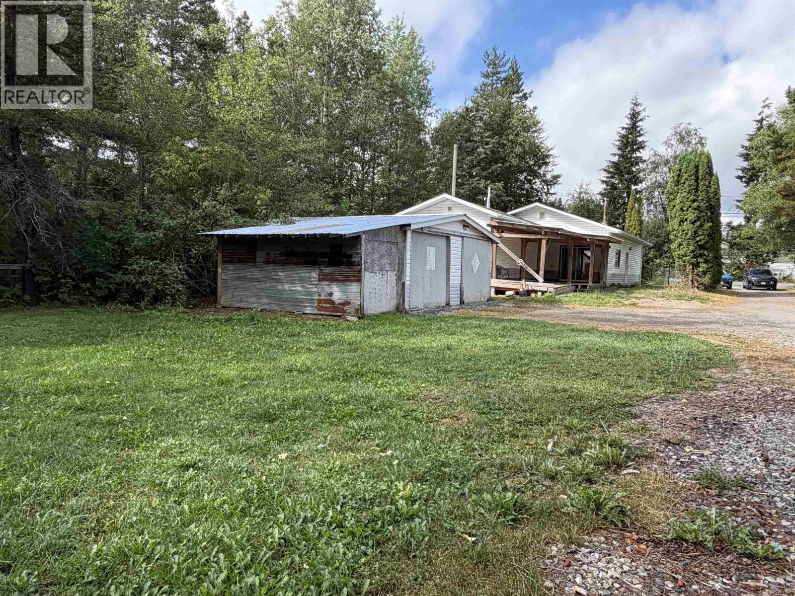 2066 Laurel Street, Terrace, British Columbia  V8G 4Y4 - Photo 3 - R3159363