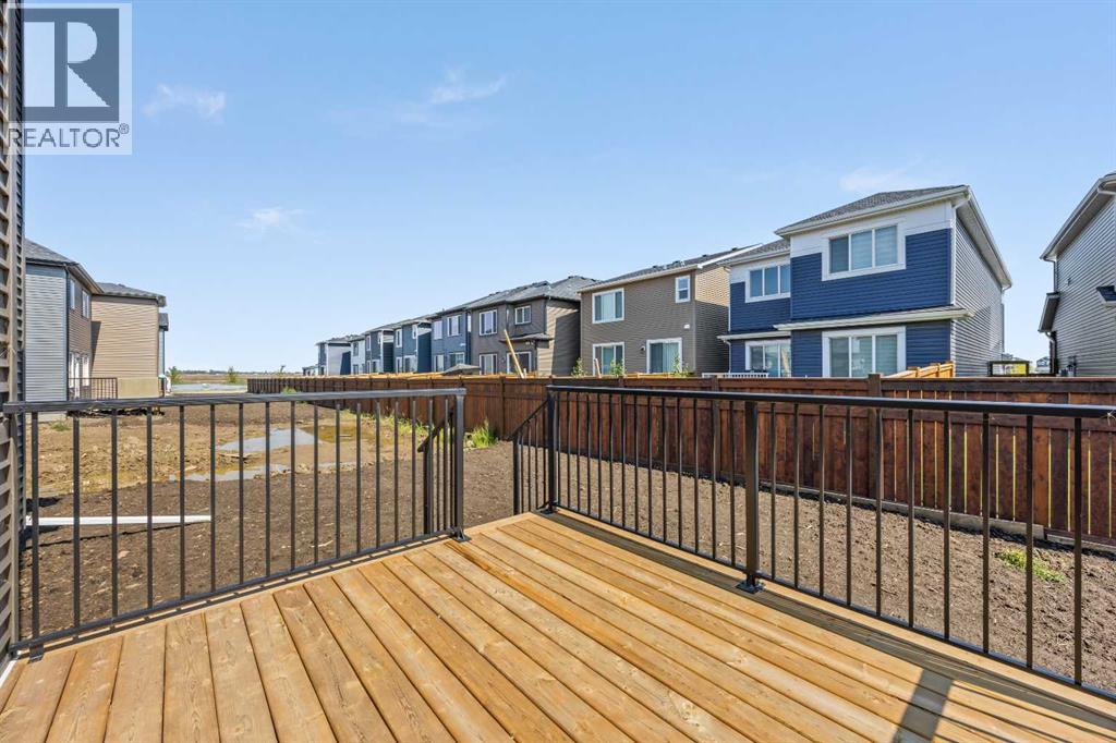 37 Sora Gardens Se, Calgary, Alberta  T3S 0V3 - Photo 12 - A2337563