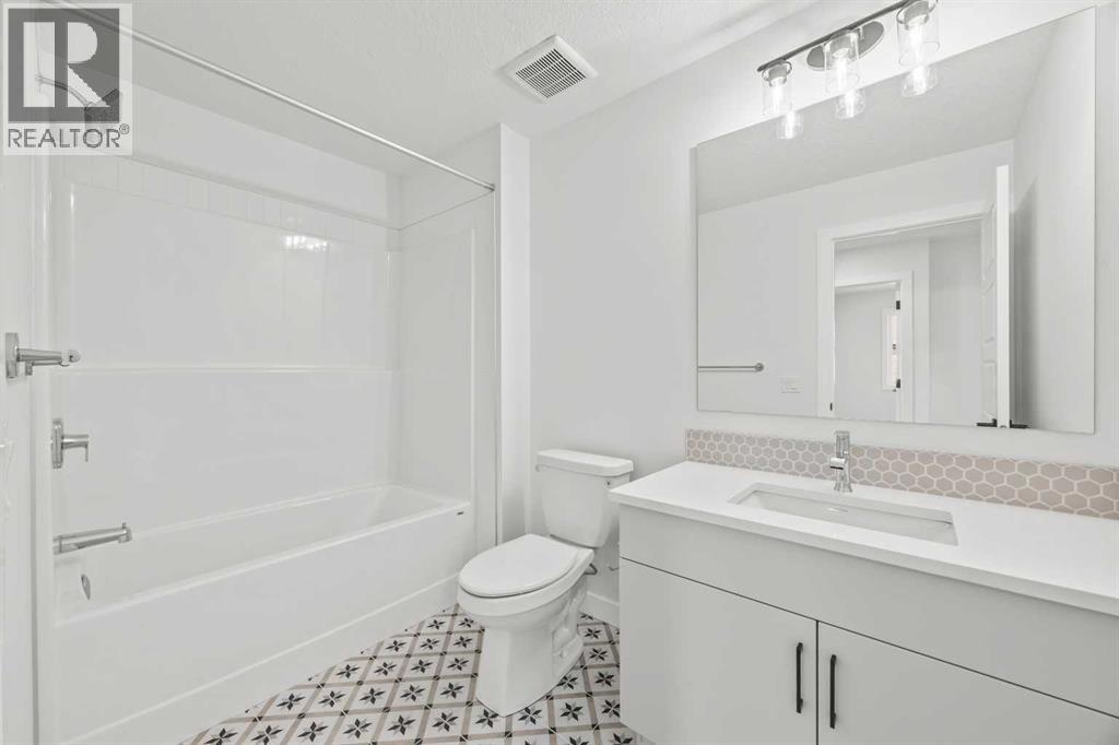 37 Sora Gardens Se, Calgary, Alberta  T3S 0V3 - Photo 33 - A2337563