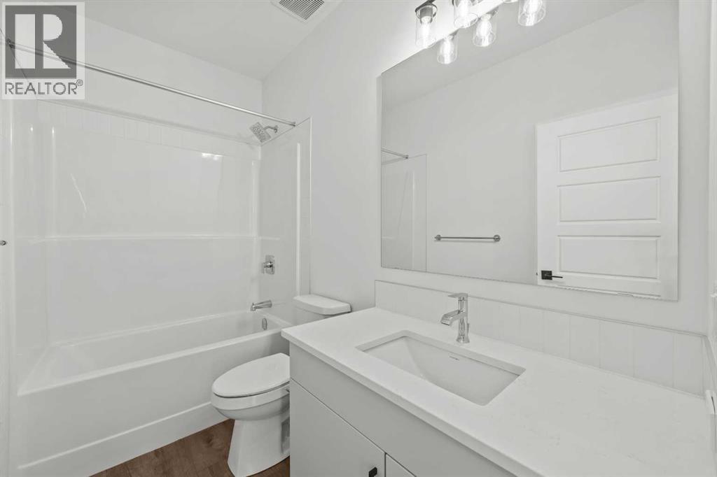 37 Sora Gardens Se, Calgary, Alberta  T3S 0V3 - Photo 16 - A2337563