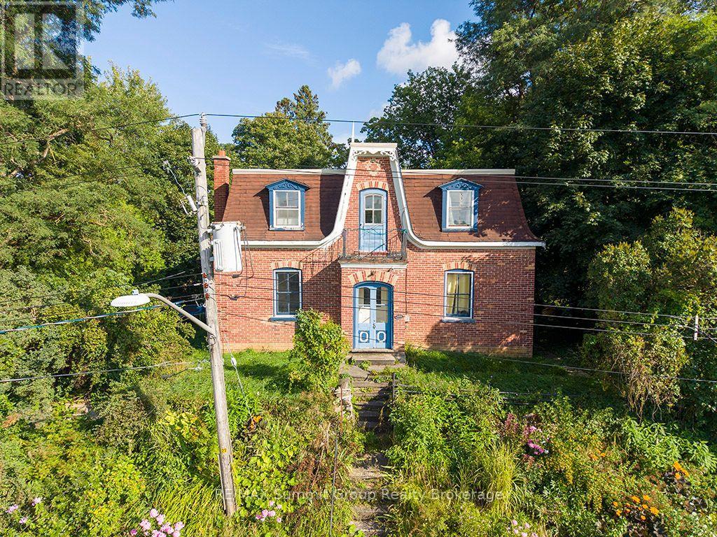 13 Collingwood Street, Grey Highlands, Ontario  N0C 1C0 - Photo 1 - X13037100