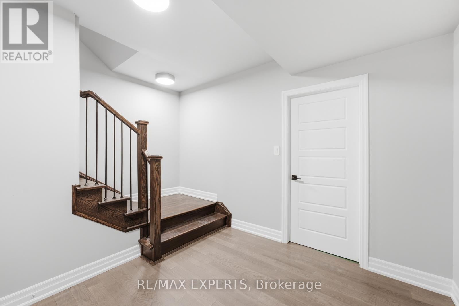 1296 Aymond Crescent W, Oakville, Ontario  L6H 7W8 - Photo 39 - W13658262