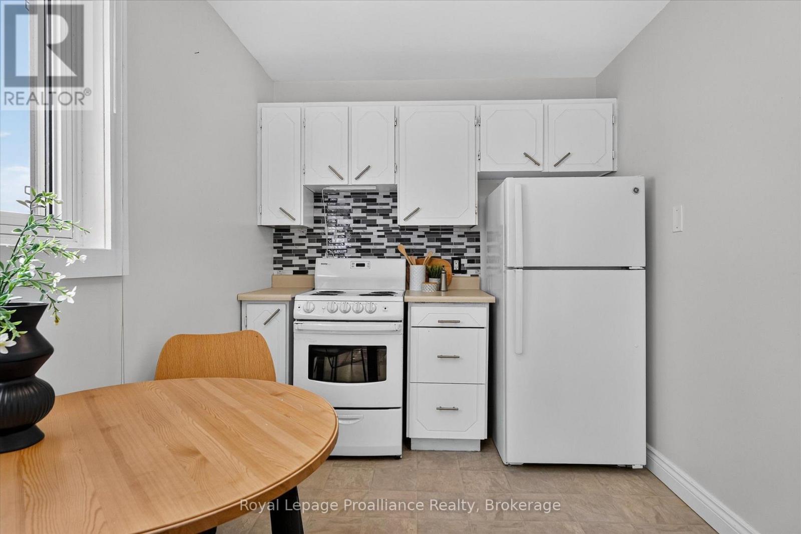 732 Gillespie Avenue, Peterborough, Ontario  K9J 4B7 - Photo 13 - X13718608