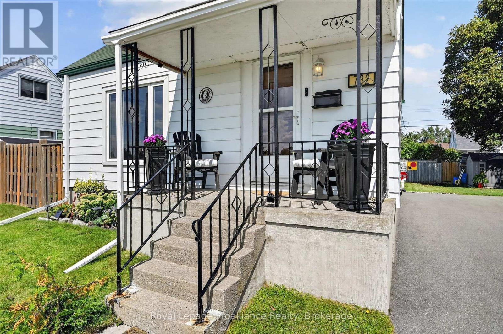 732 Gillespie Avenue, Peterborough, Ontario  K9J 4B7 - Photo 5 - X13718608