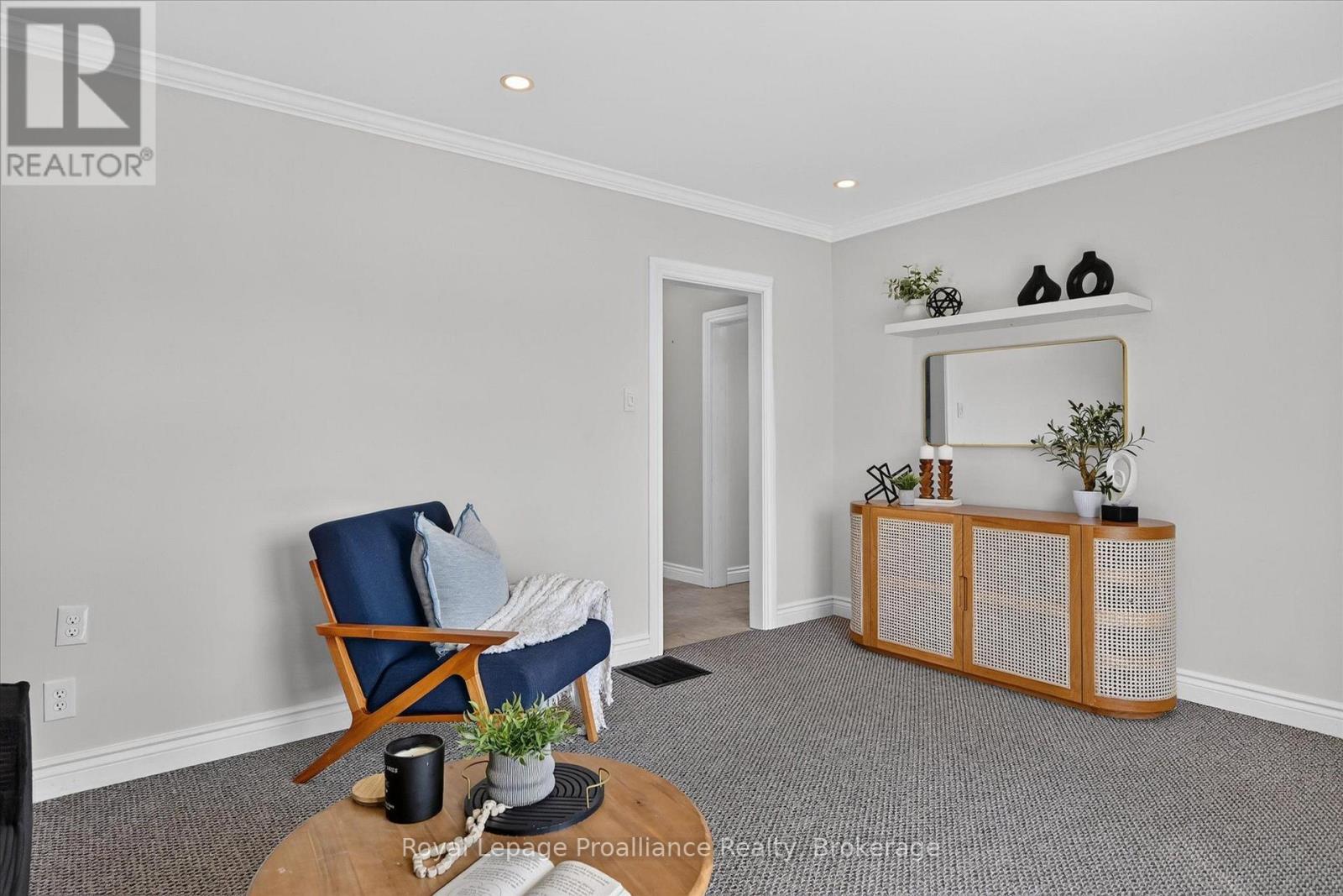 732 Gillespie Avenue, Peterborough, Ontario  K9J 4B7 - Photo 9 - X13718608
