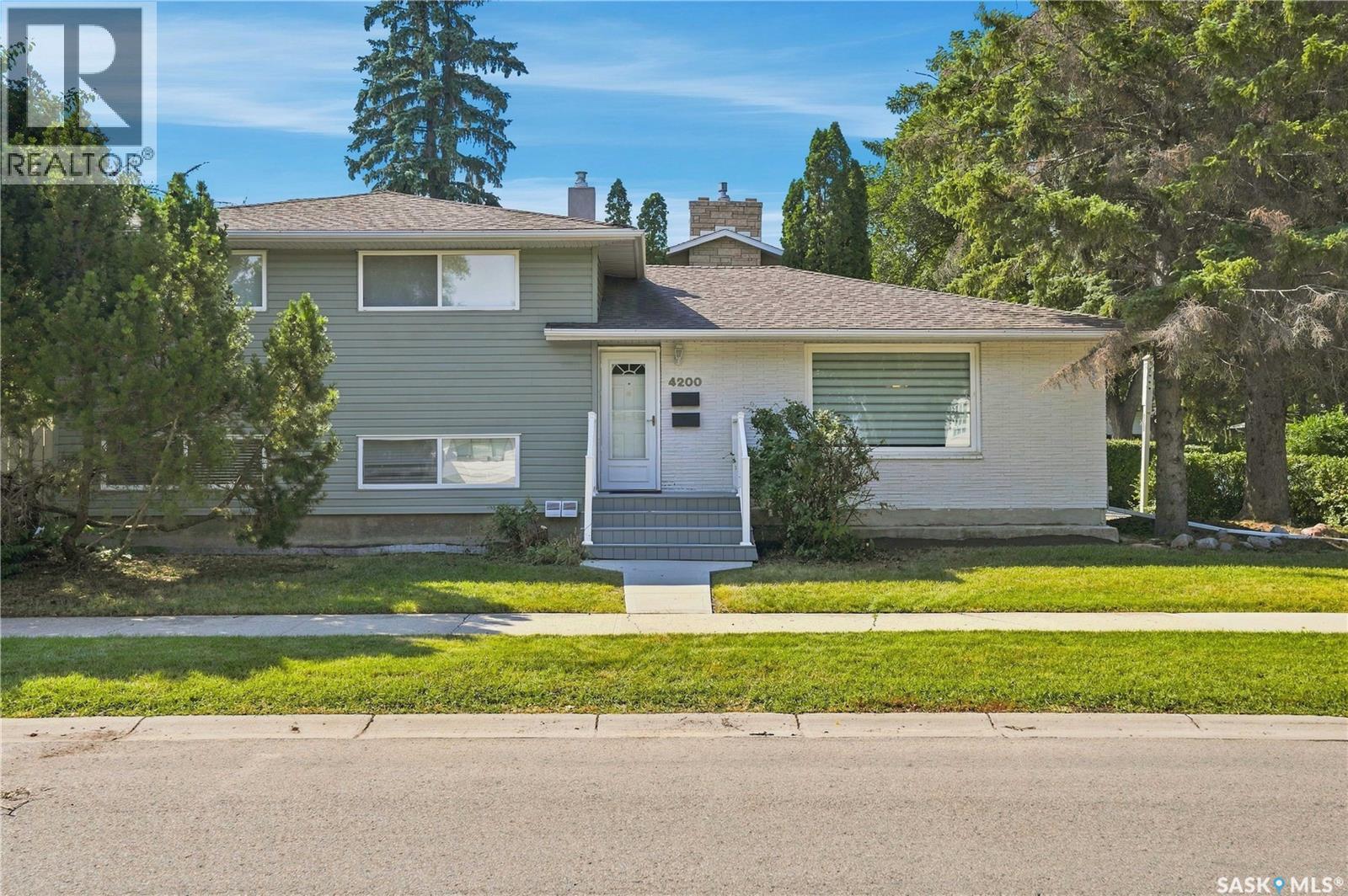 4200 Hillsdale Street, Regina, Saskatchewan  S4S 3Z2 - Photo 2 - SK046775