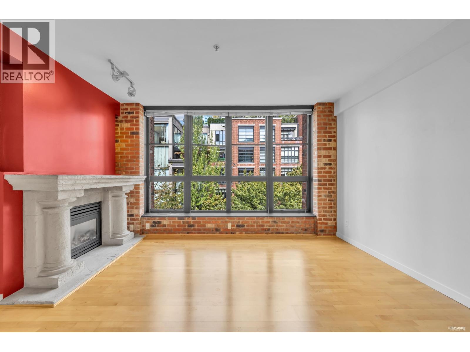 404 1238 Homer Street, Vancouver, British Columbia  V6B 2Y5 - Photo 2 - R3155164